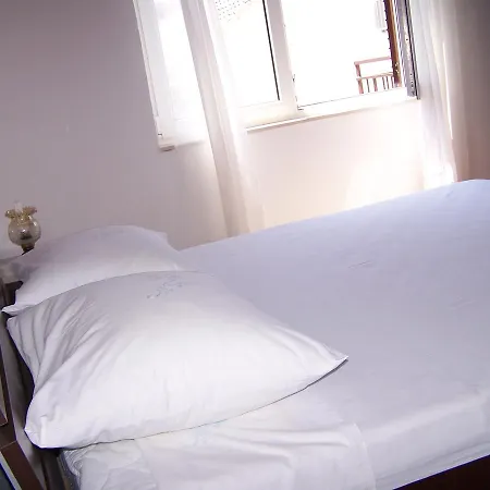 Grozda Апартаменты