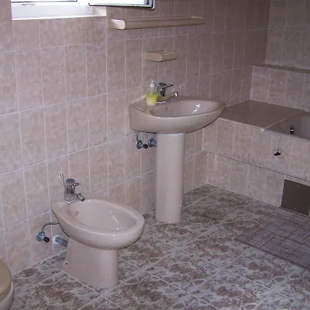 Grozda Апартаменты *