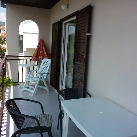 Апартаменты Grozda Сегет-Враница